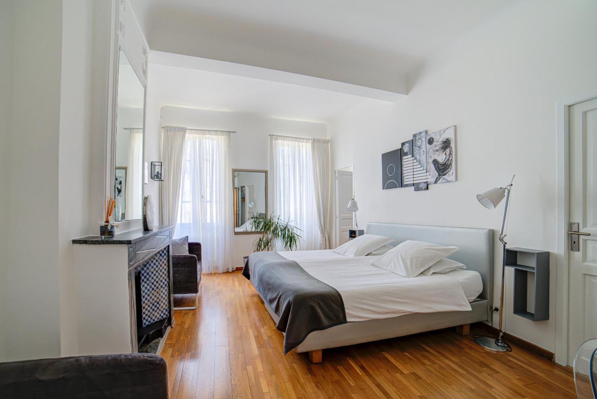Le Limas Bed & Breakfast Avignon Phòng bức ảnh