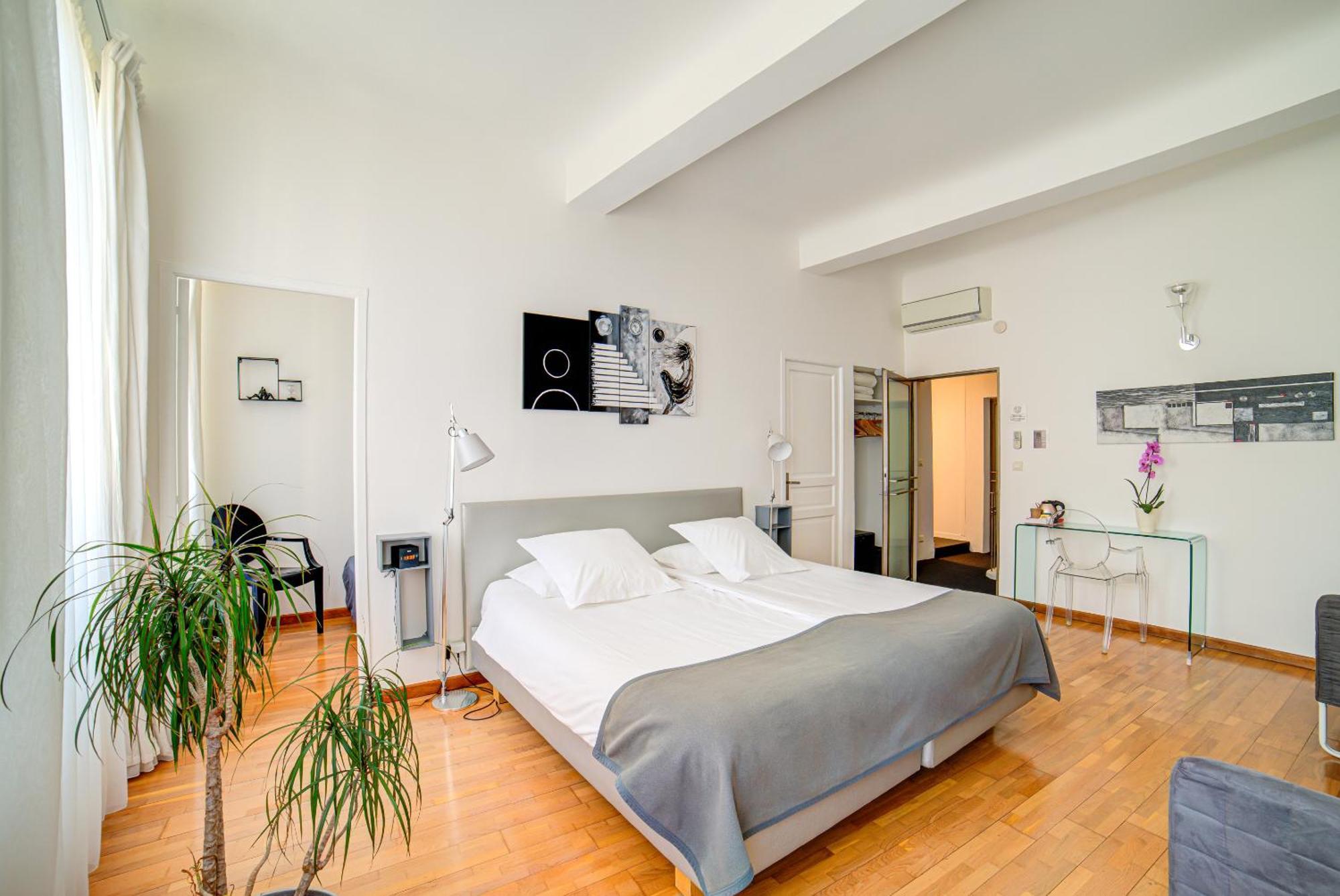 Le Limas Bed & Breakfast Avignon Phòng bức ảnh