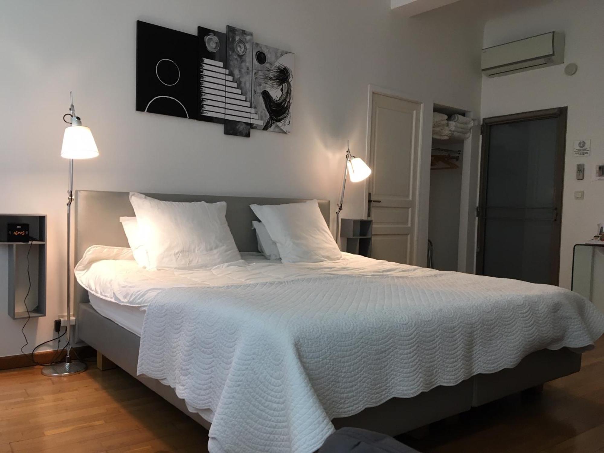 Le Limas Bed & Breakfast Avignon Phòng bức ảnh